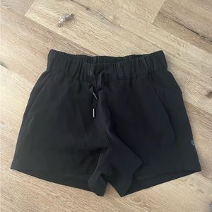 Lululemon on the fly shorts